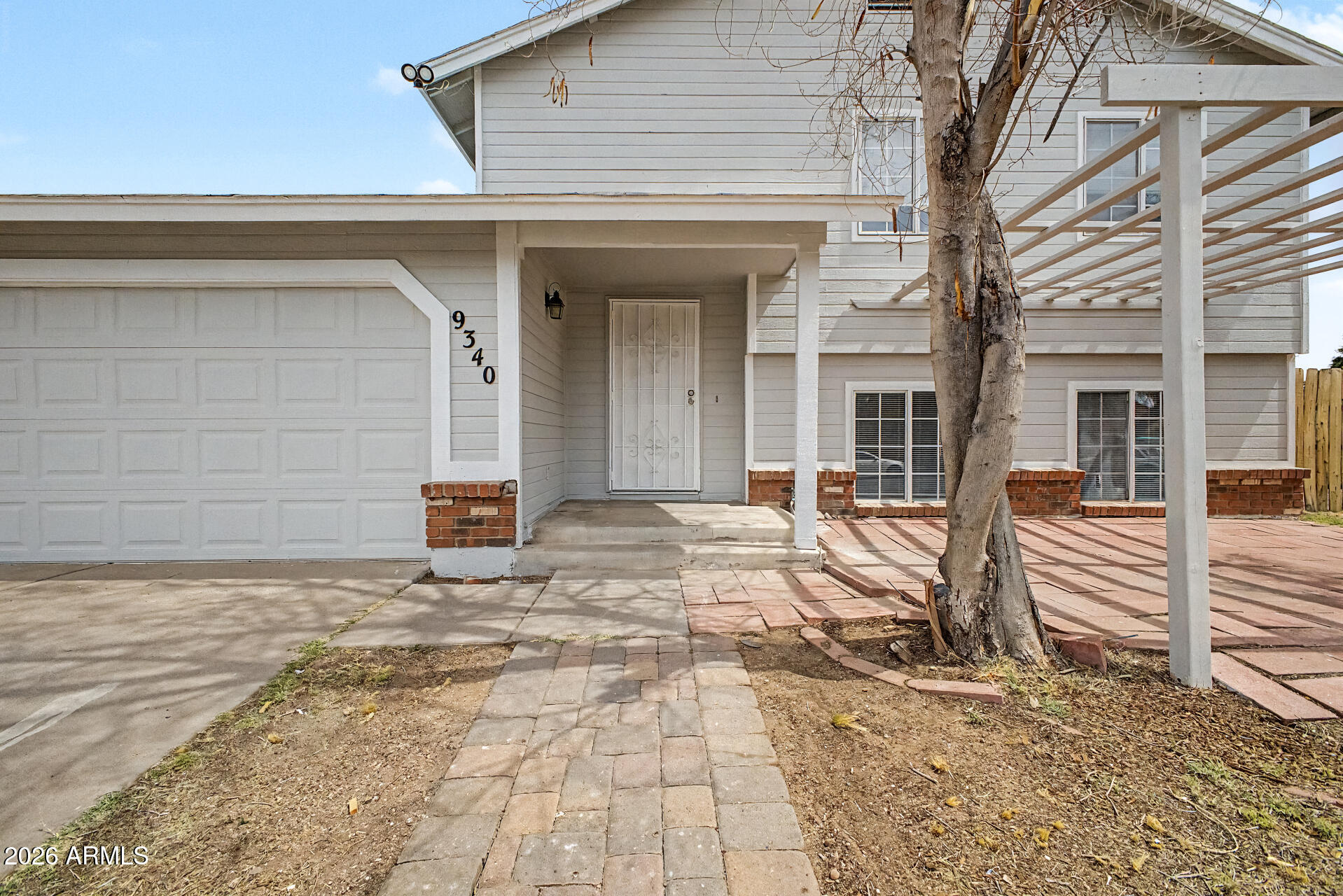 9340 E DES MOINES Street