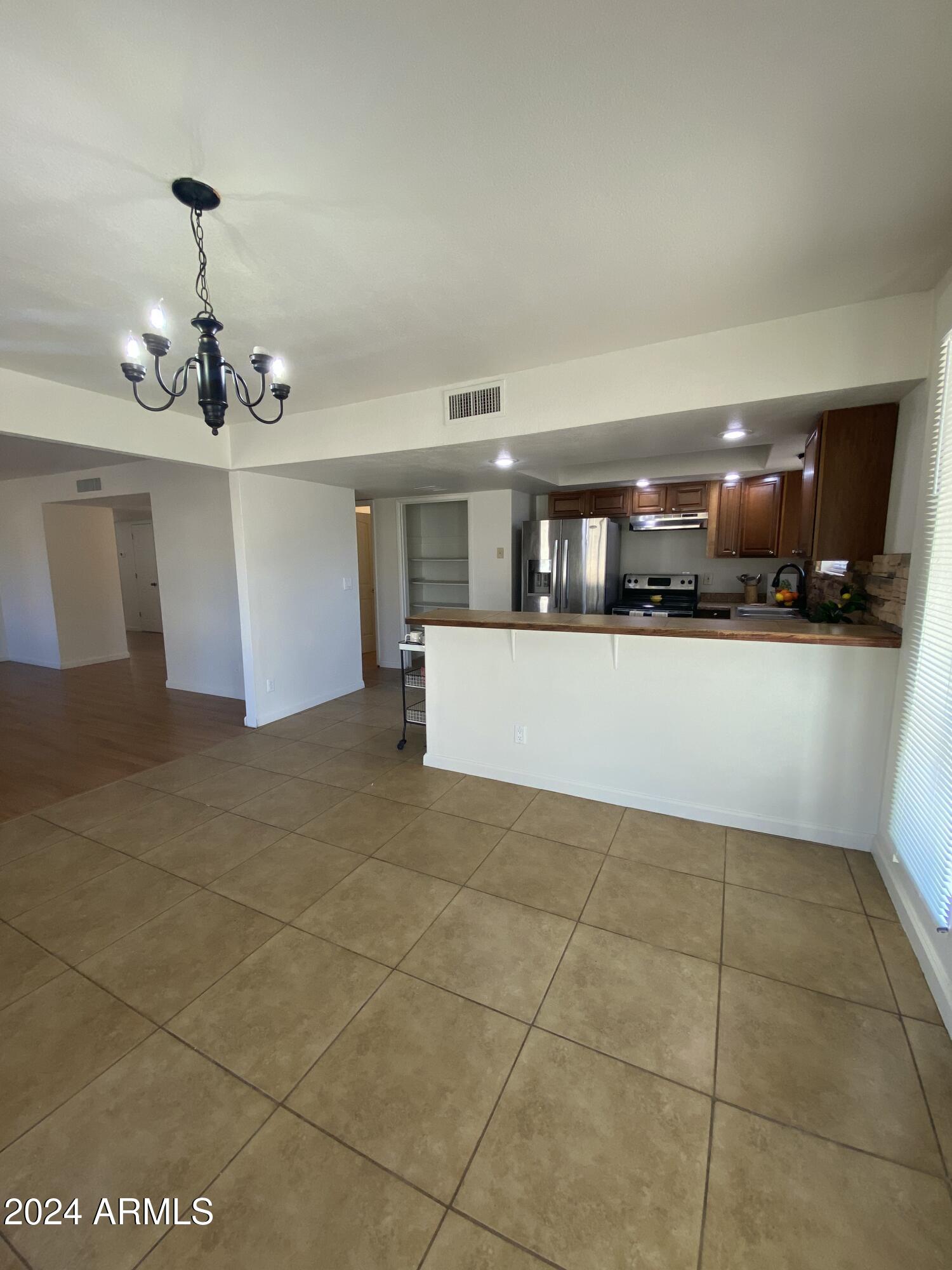 VISTA VILLAGE 3 - Residential