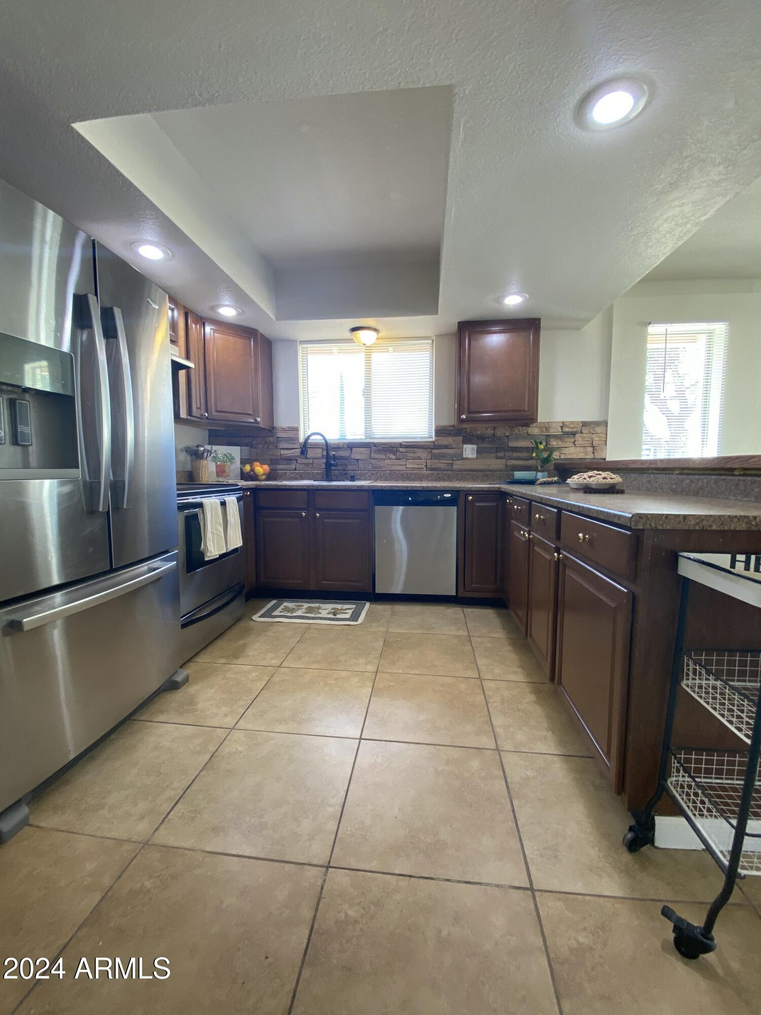 VISTA VILLAGE 3 - Residential