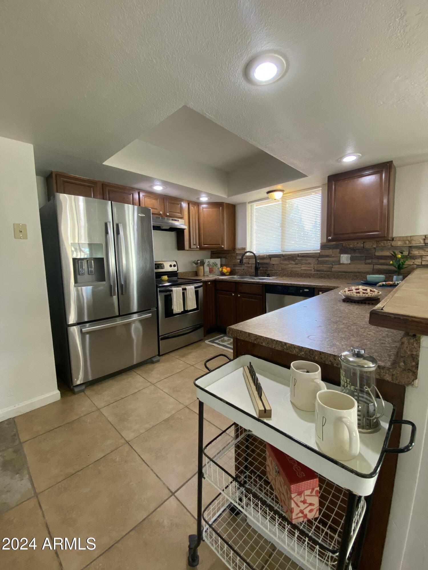 VISTA VILLAGE 3 - Residential
