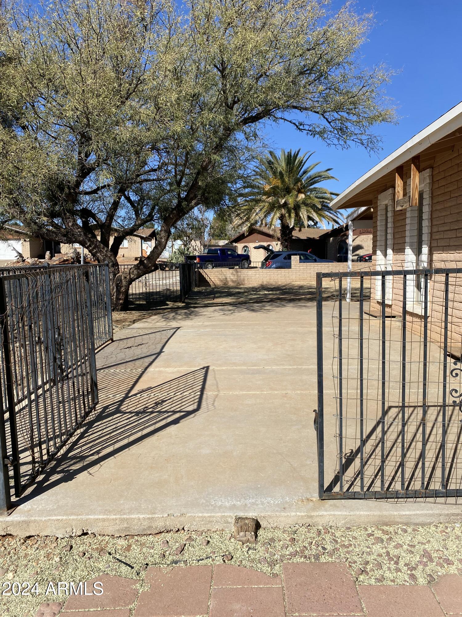 VISTA VILLAGE 3 - Residential