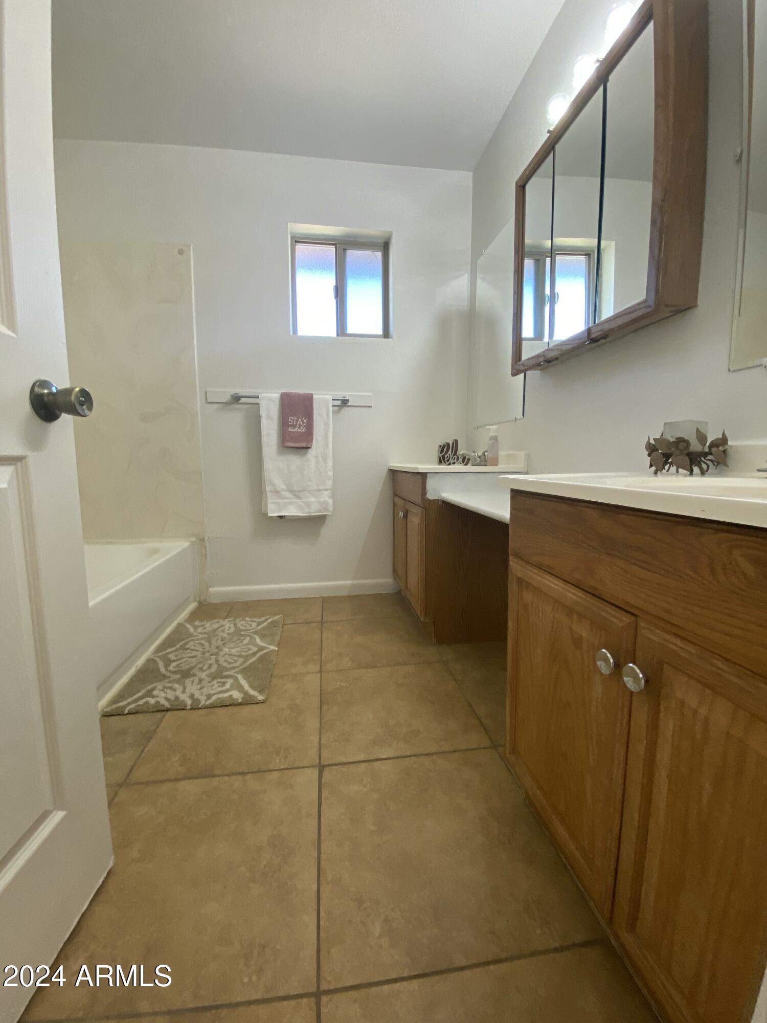 VISTA VILLAGE 3 - Residential