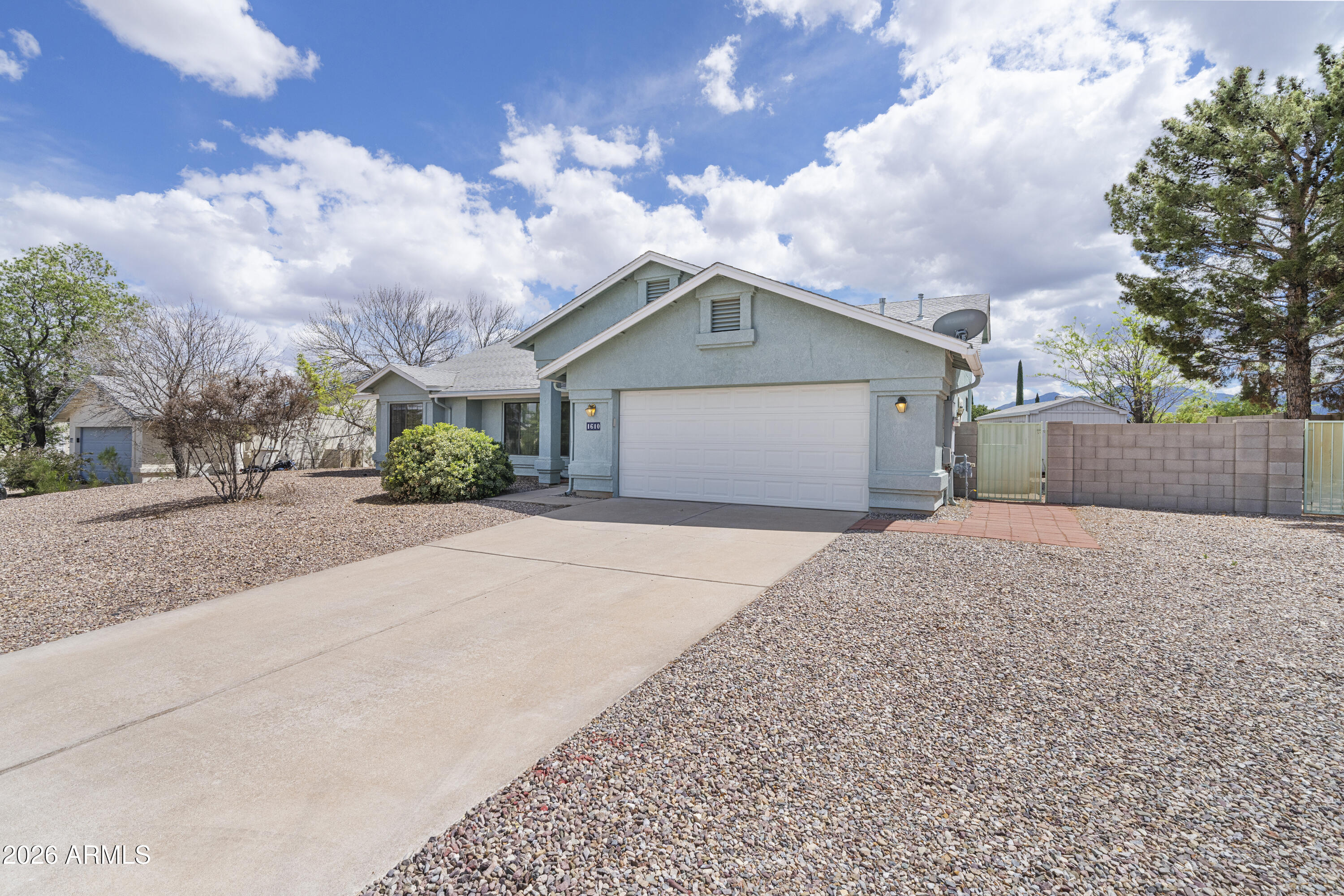 1610 E COTTONWOOD Drive