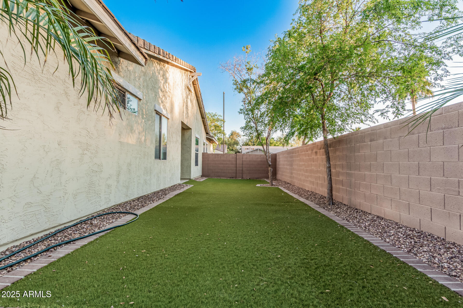 612 E Riviera Drive