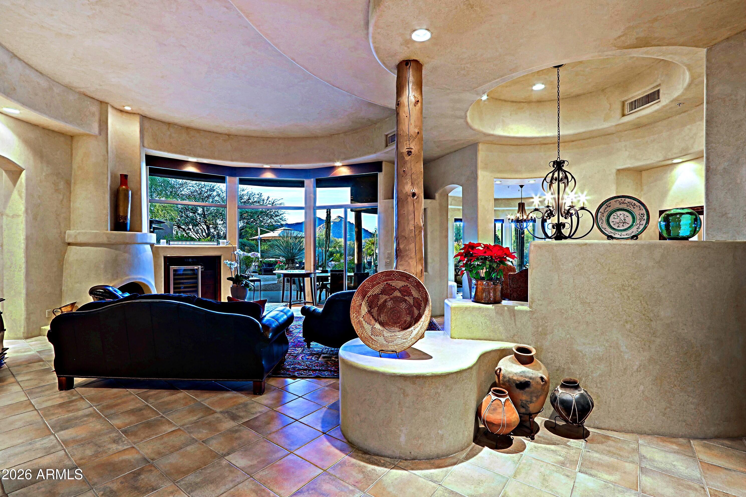 7840 E THORNTREE Drive