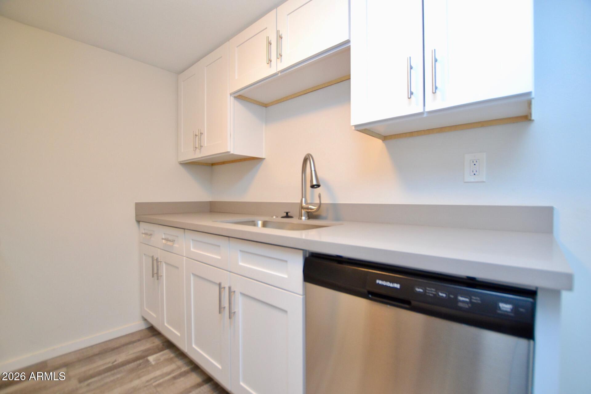 44 E Roanoke Avenue Apt 8