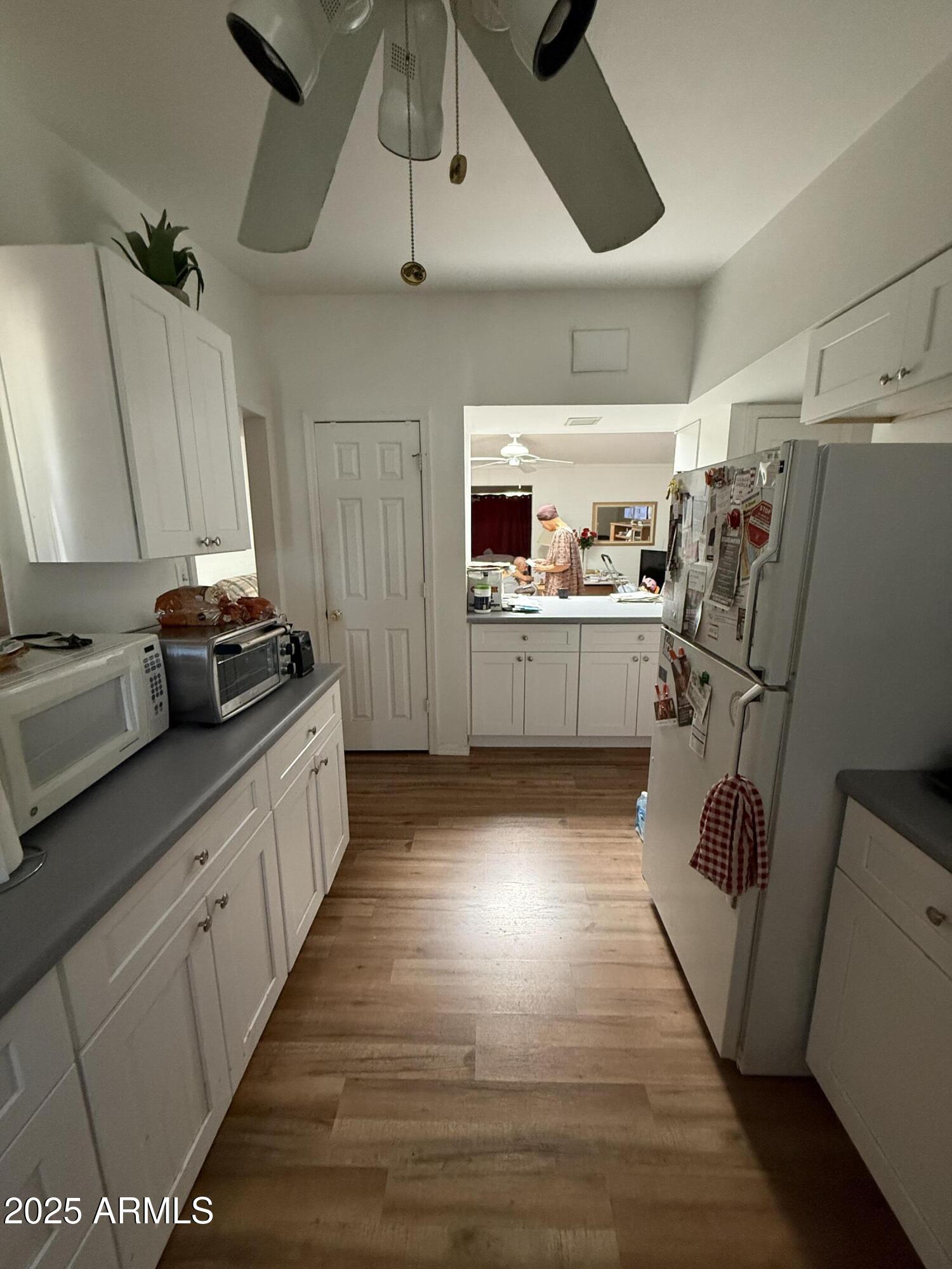 10711 W ABBOTT Avenue