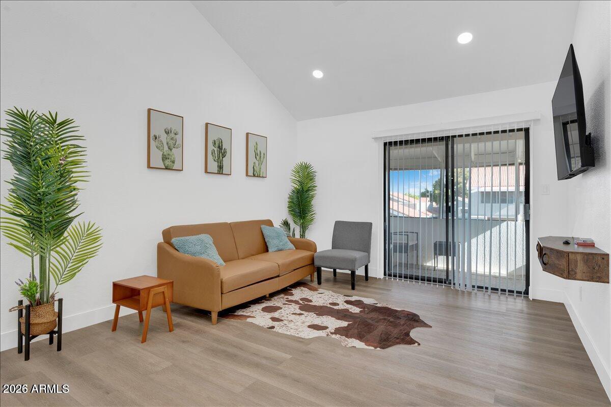 MEADOWBROOK VILLAGE AMD - Residential