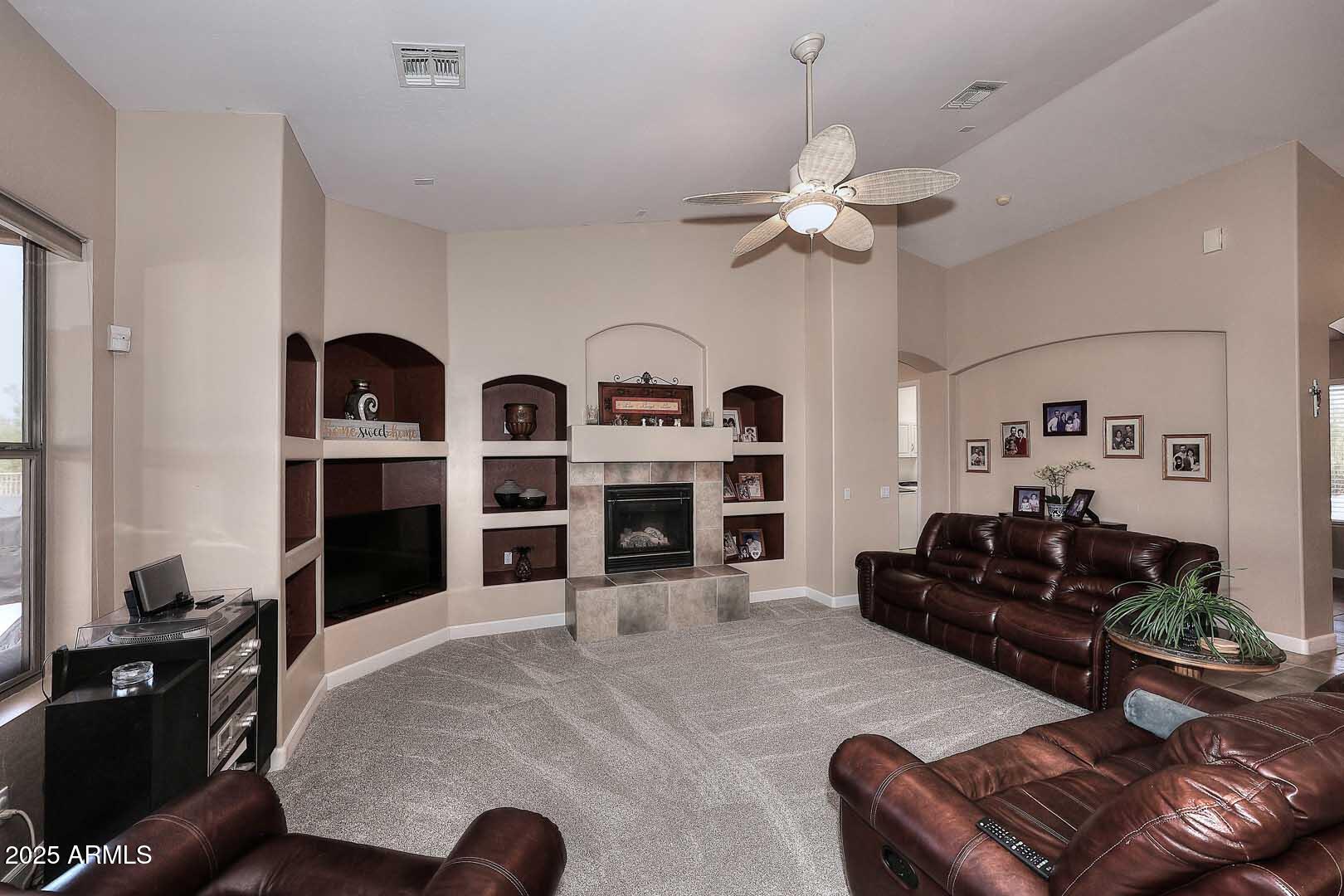 32424 N 44TH Place
