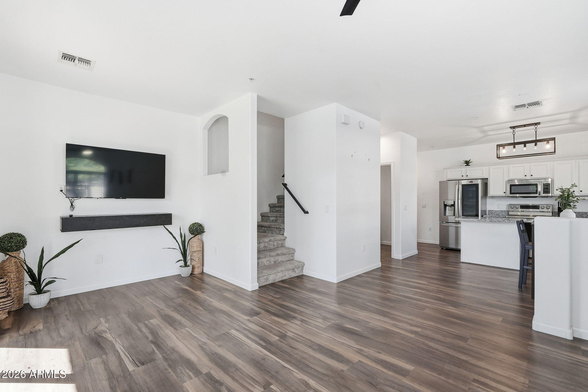 2402 E 5TH Street 1668