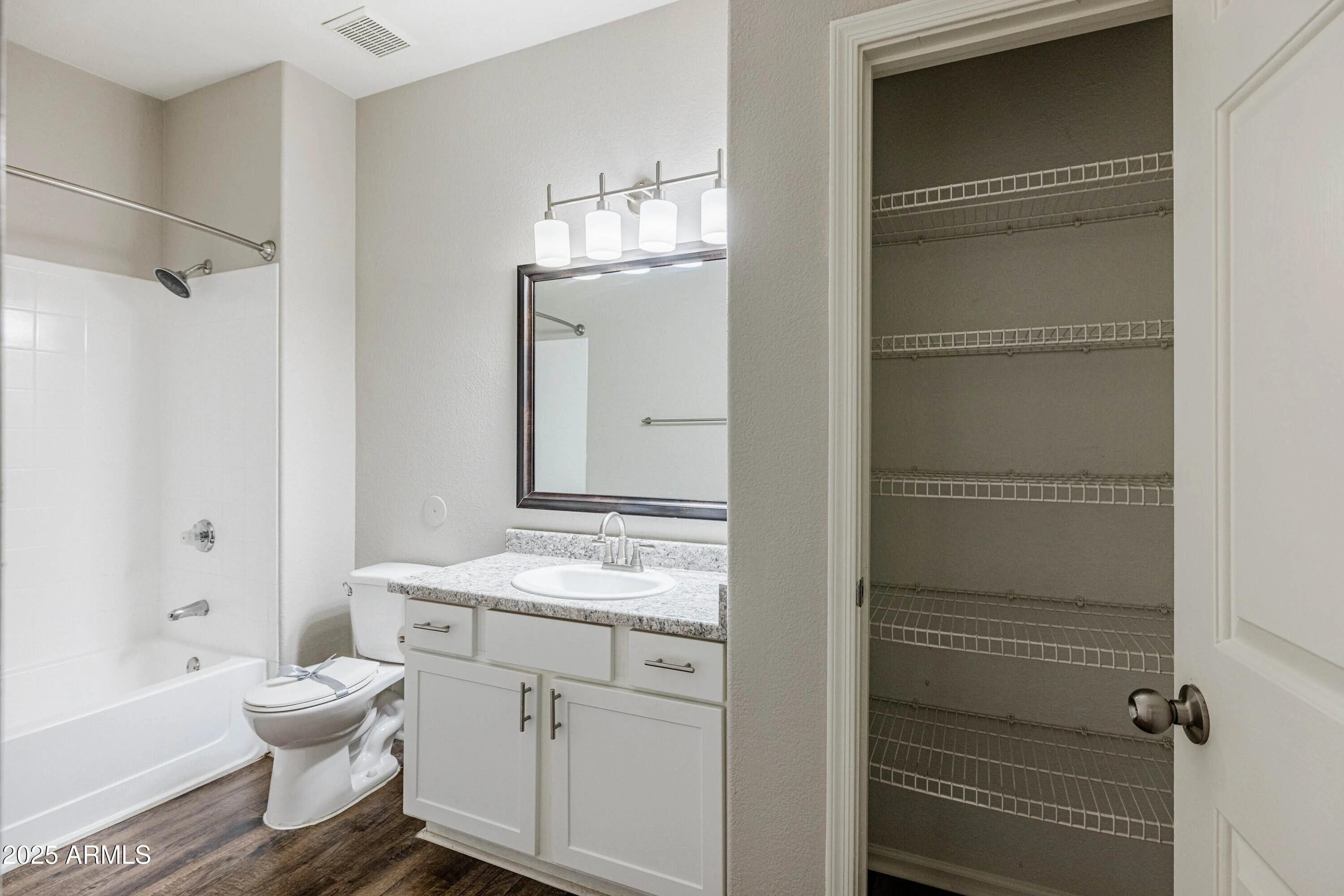 17374 N 89th Avenue C1