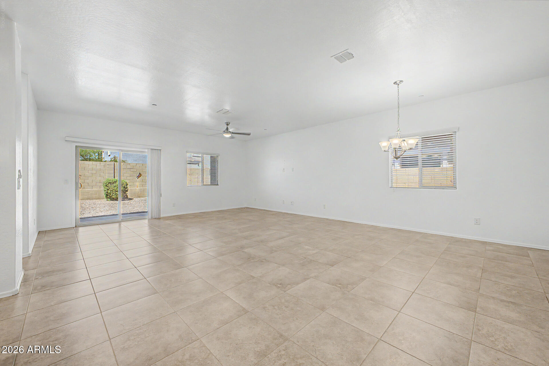 21254 W HUBBELL Street