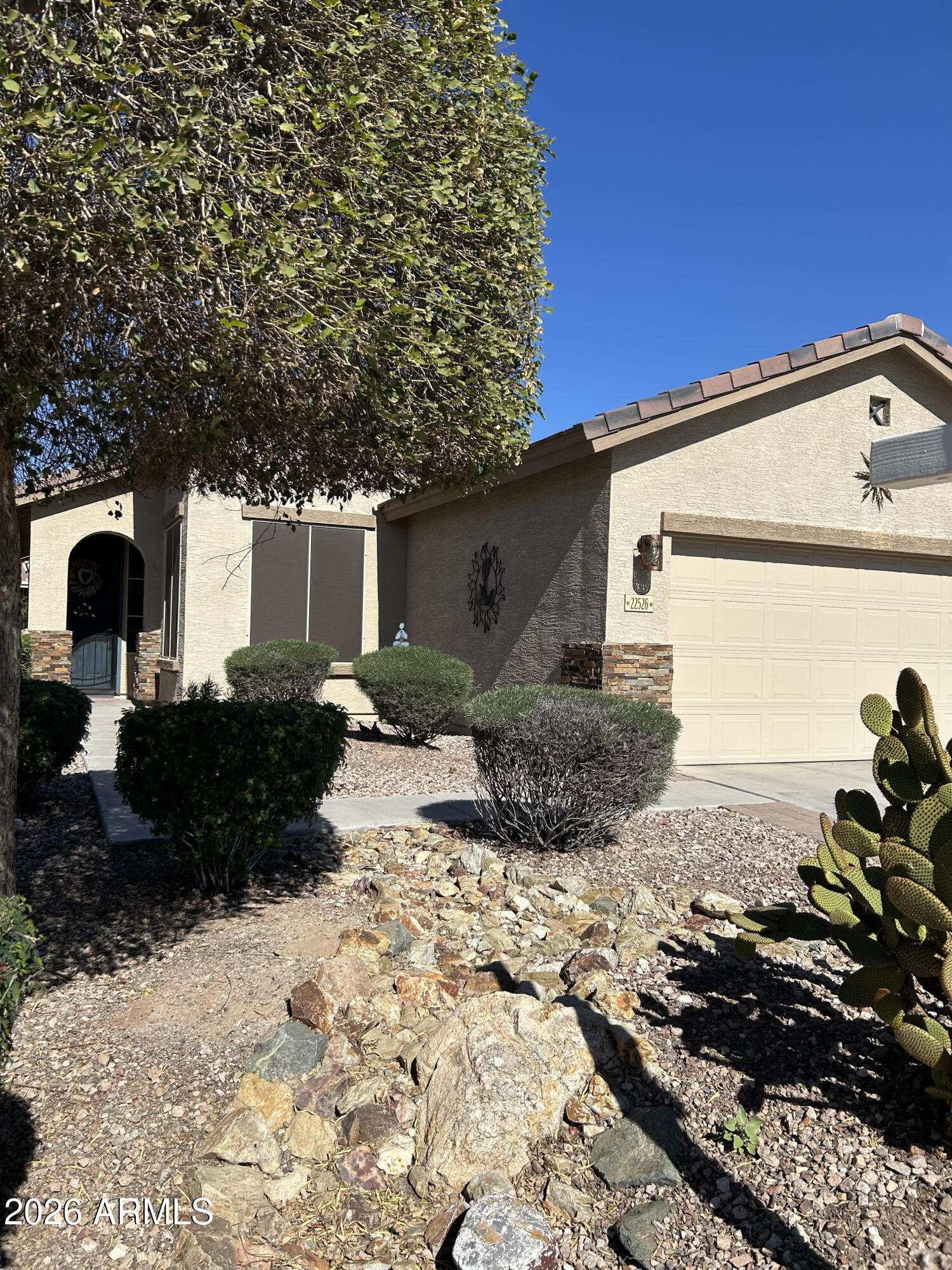 22526 W MOONLIGHT Path