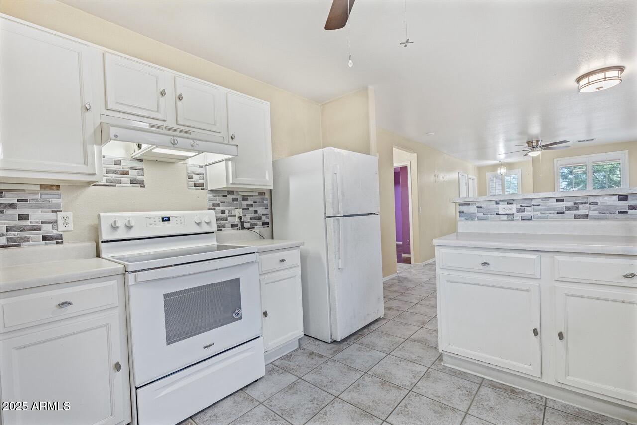 16940 N BRIARWOOD Drive