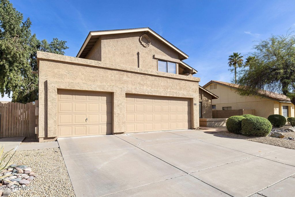 Photo of 2414 W Barrow Drive, Chandler, AZ 85224 (MLS # 6989976)