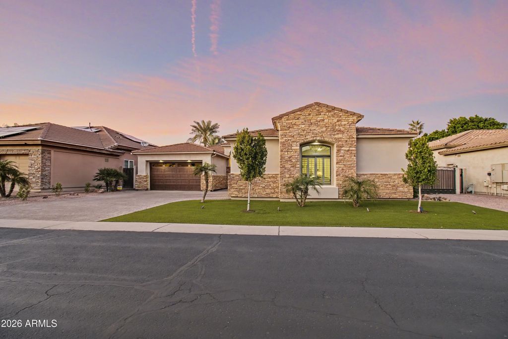 Photo of 2184 W Weatherby Way, Chandler, AZ 85286 (MLS # 6971287)