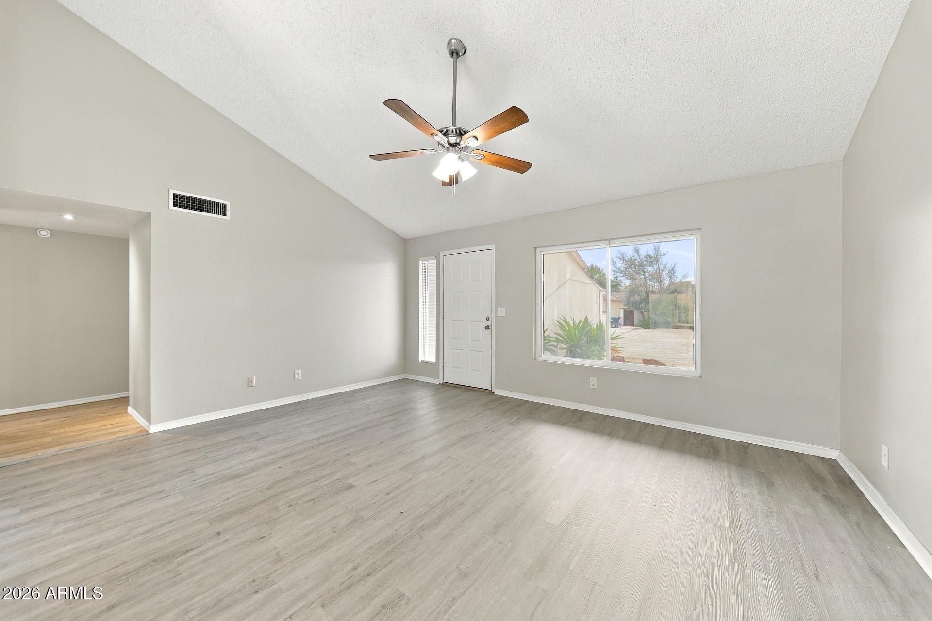 1350 E TONTO Lane