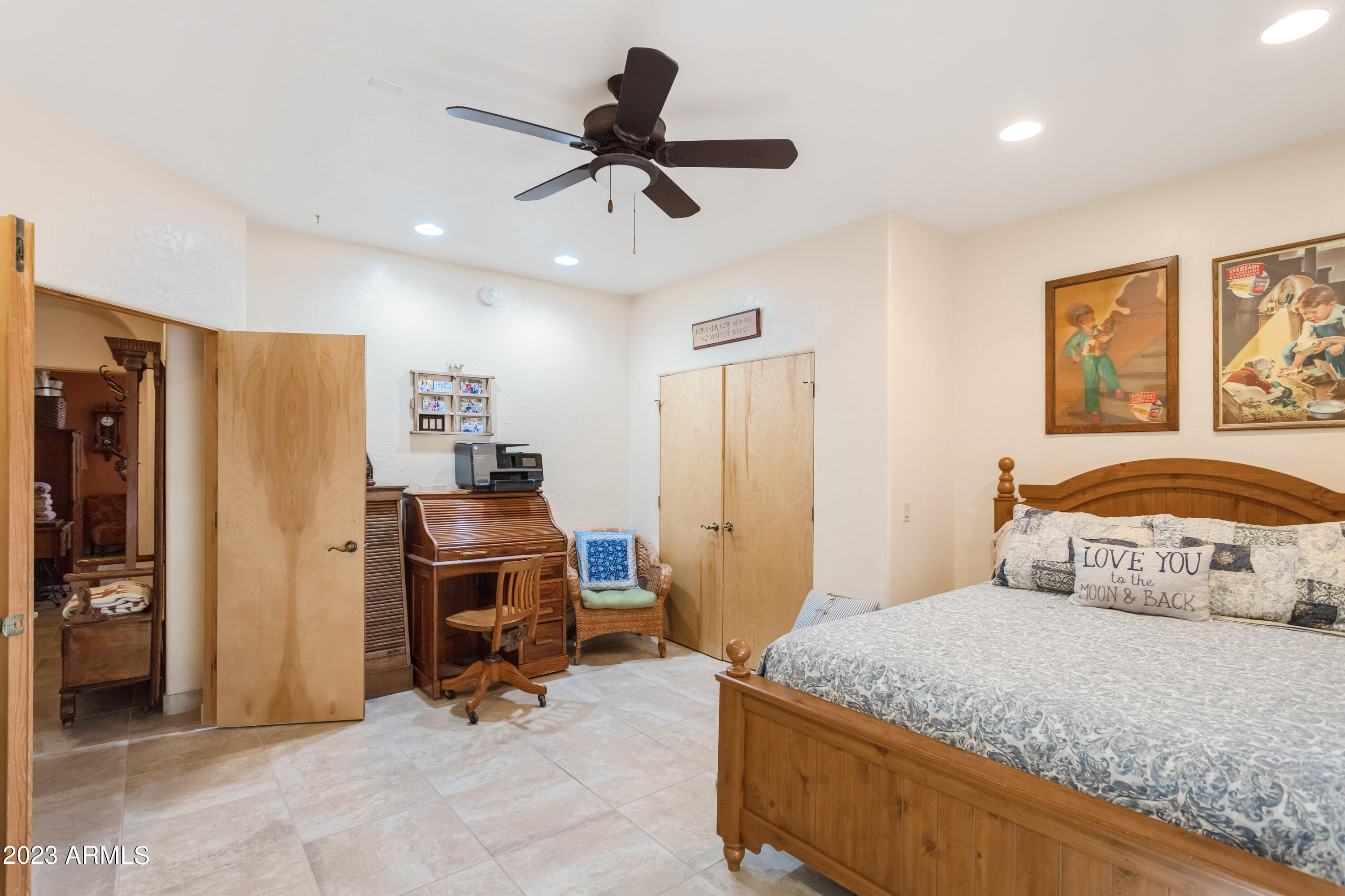 MOUNTAIN SHADOWS PHASE E - Residential