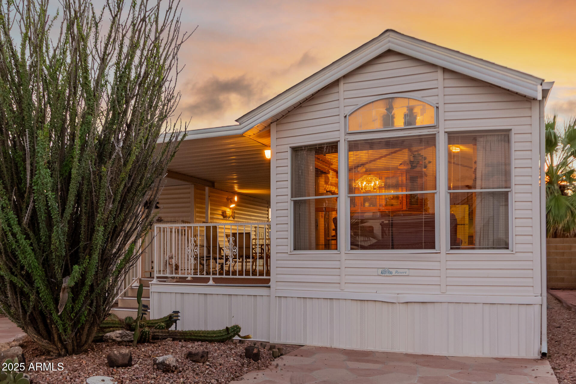 17200 W BELL Road 17