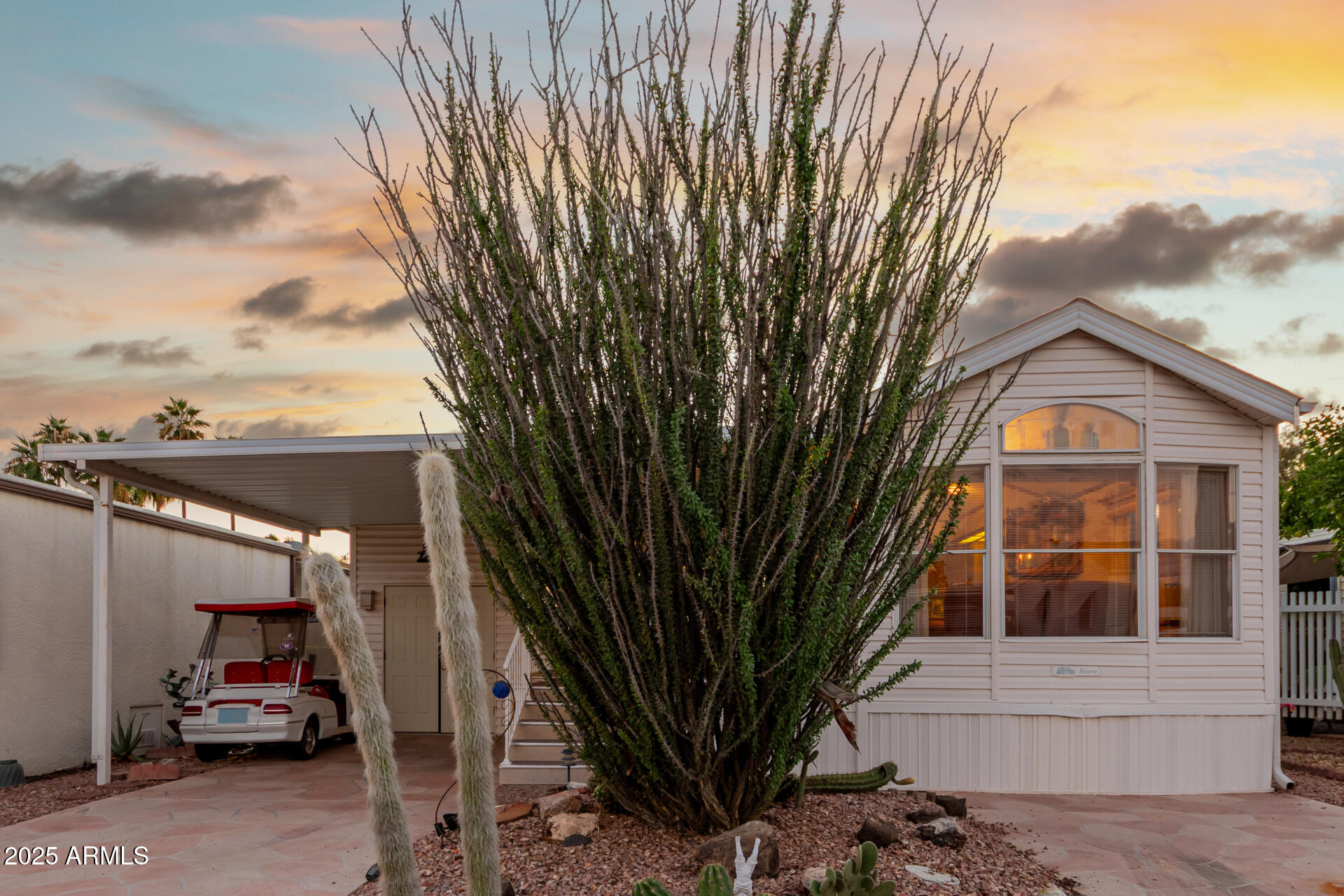 17200 W BELL Road 17