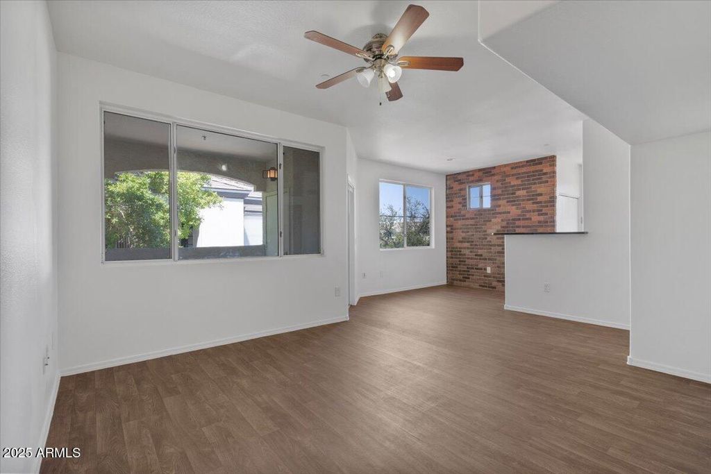 Photo of 3302 N 7th Street #319, Phoenix, AZ 85014 (MLS # 7020593)