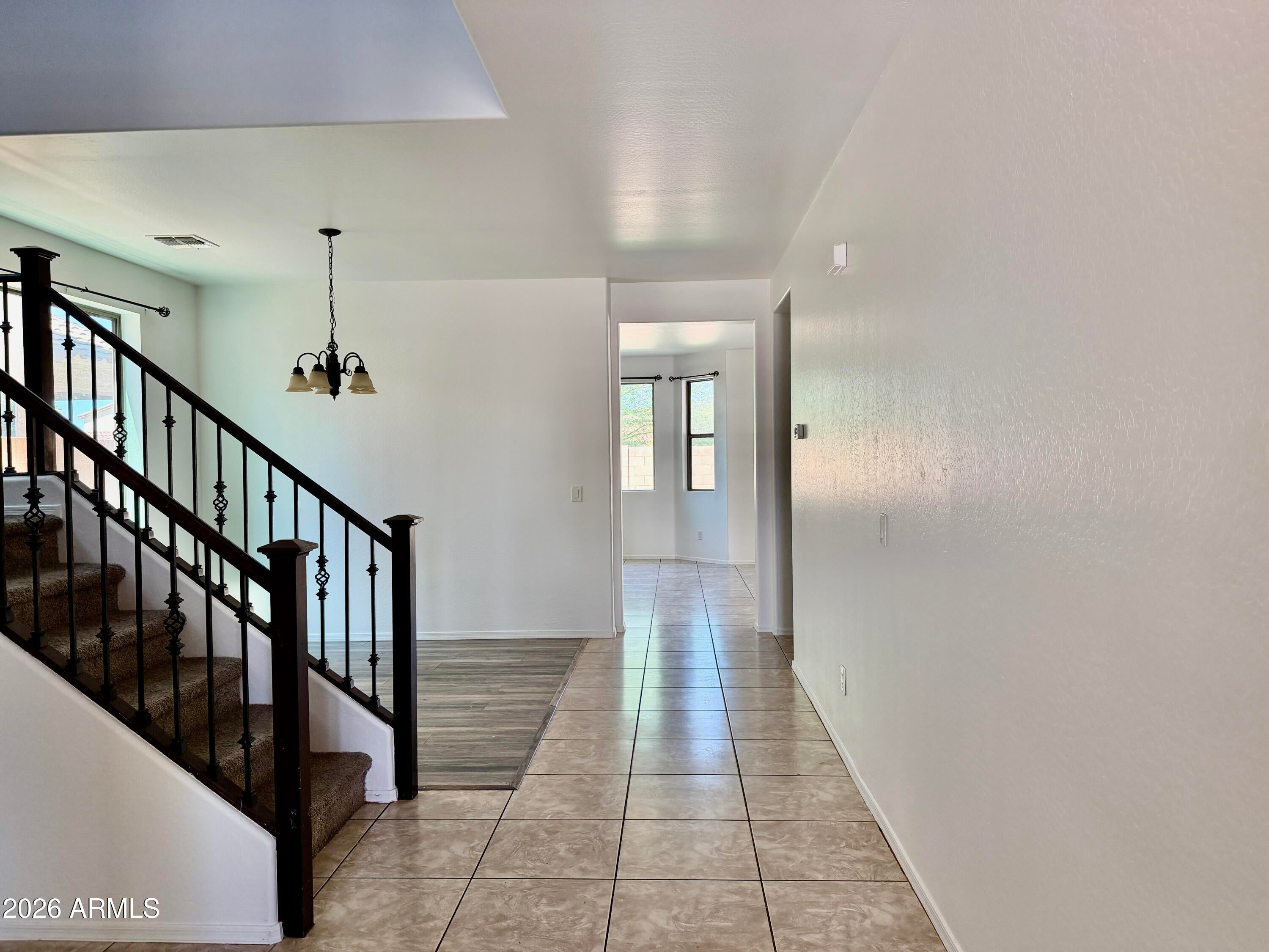 3340 S SUNLAND Drive
