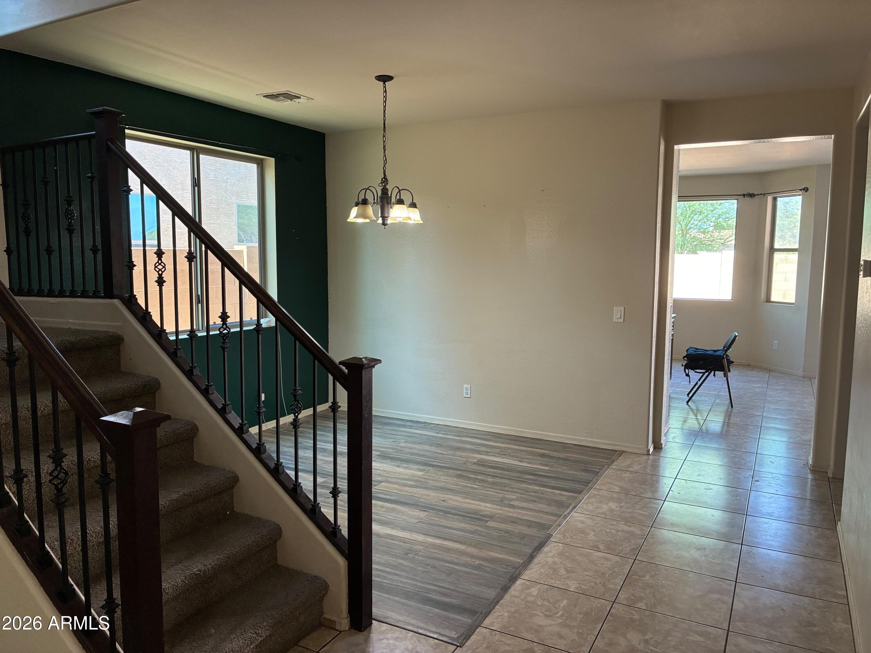 3340 S SUNLAND Drive