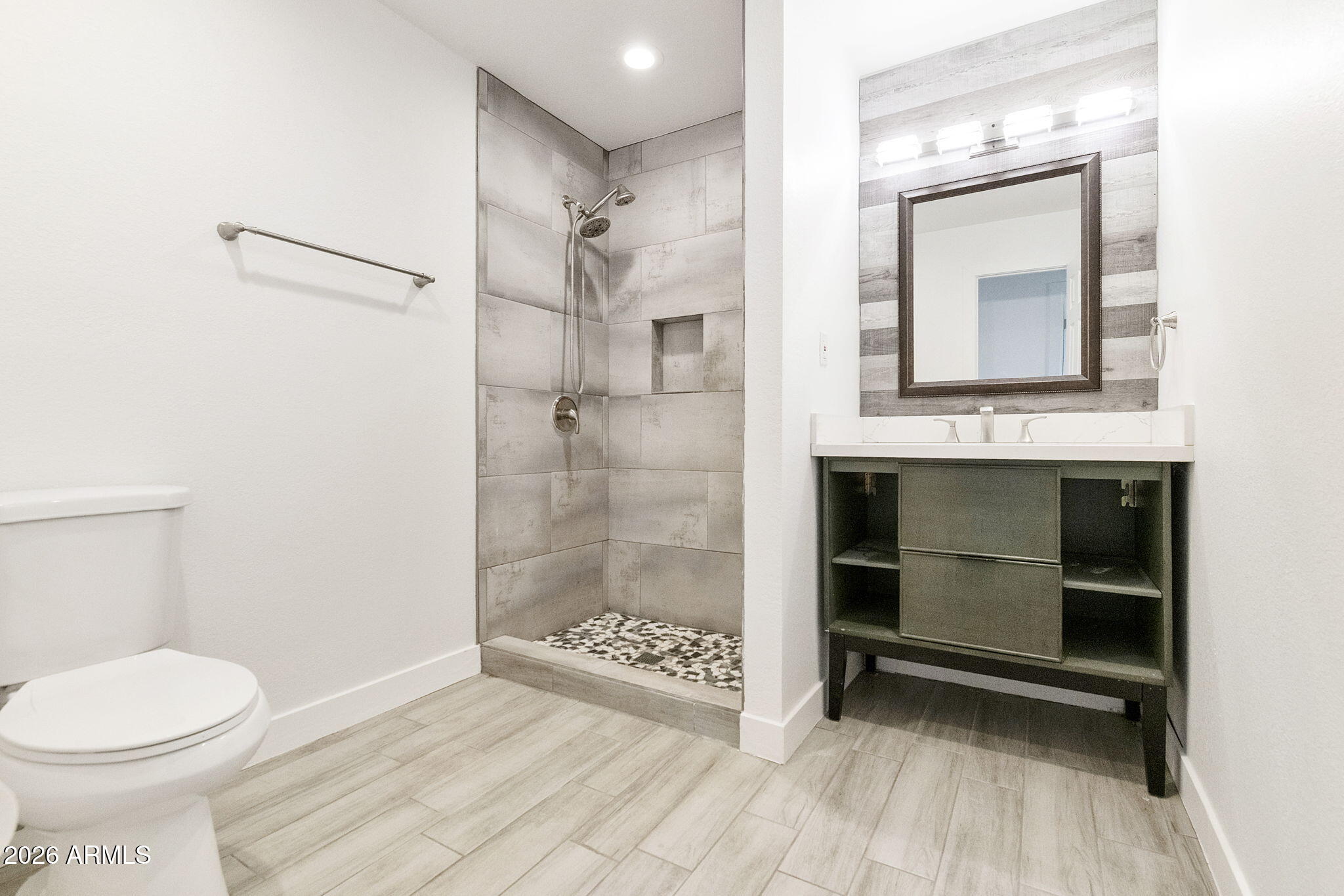 CONTINENTAL EAST UNIT 6 - Residential