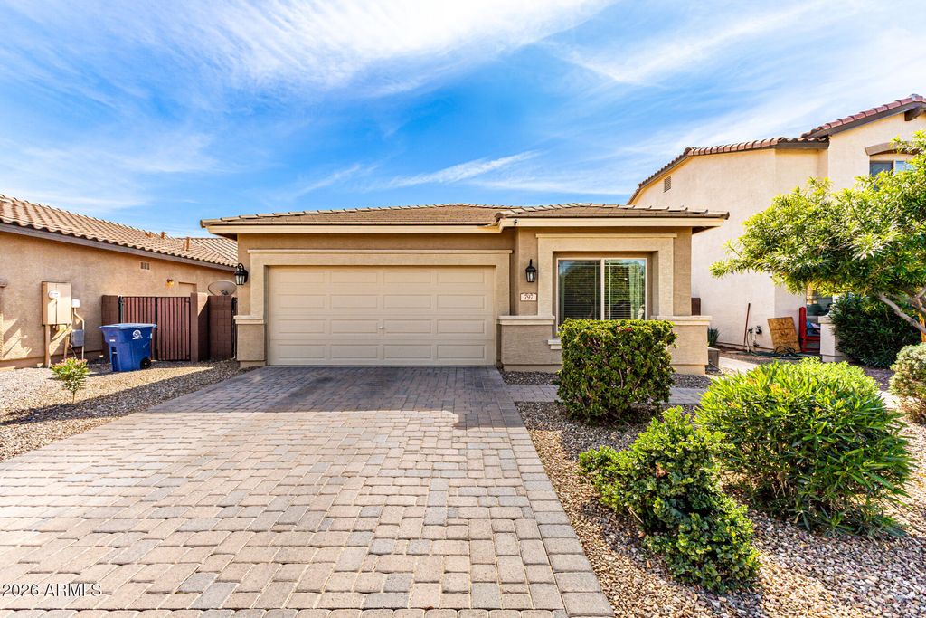 Photo of 797 W Banyan Avenue, Queen Creek, AZ 85140 (MLS # 6990650)