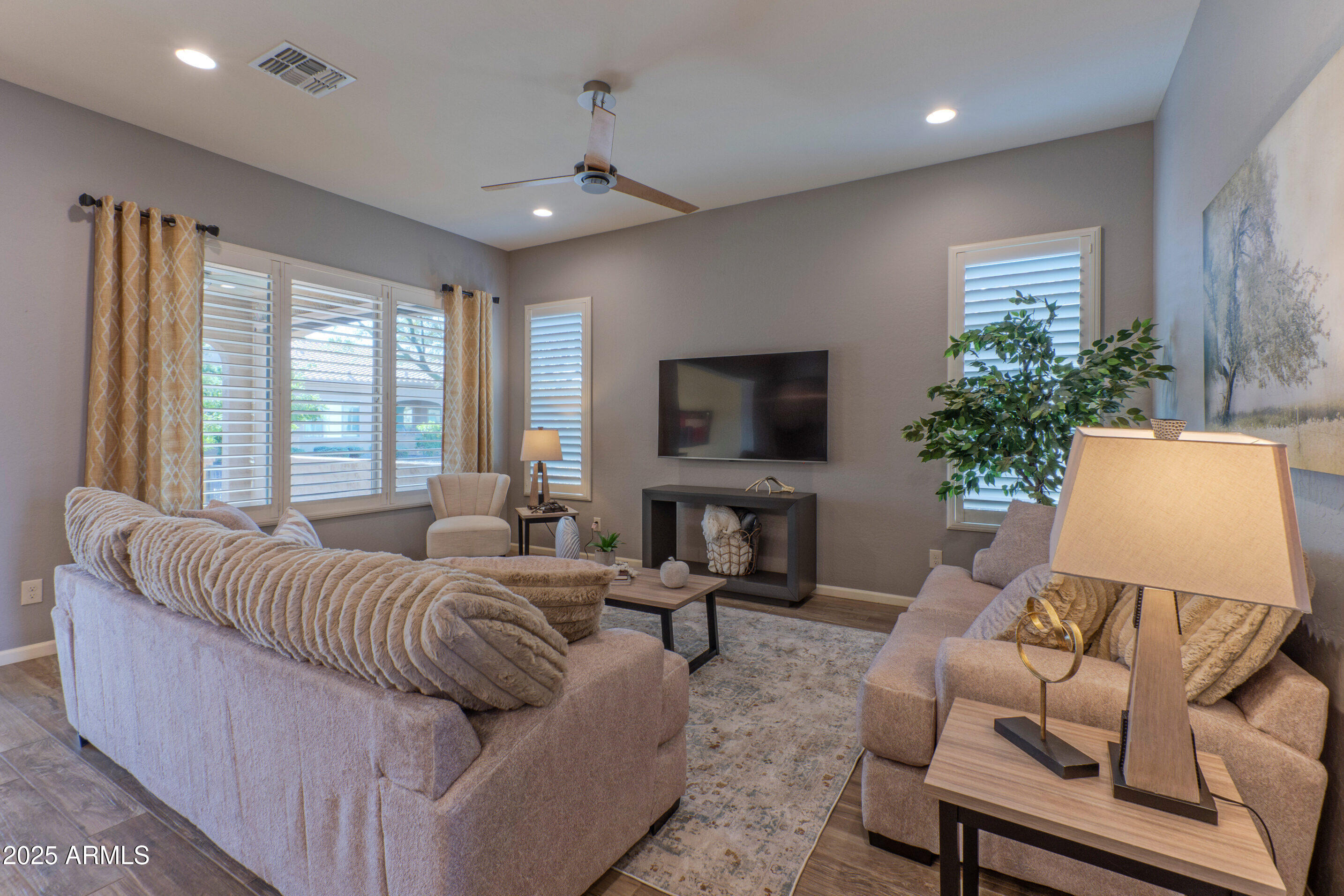 16909 W GRANADA Road