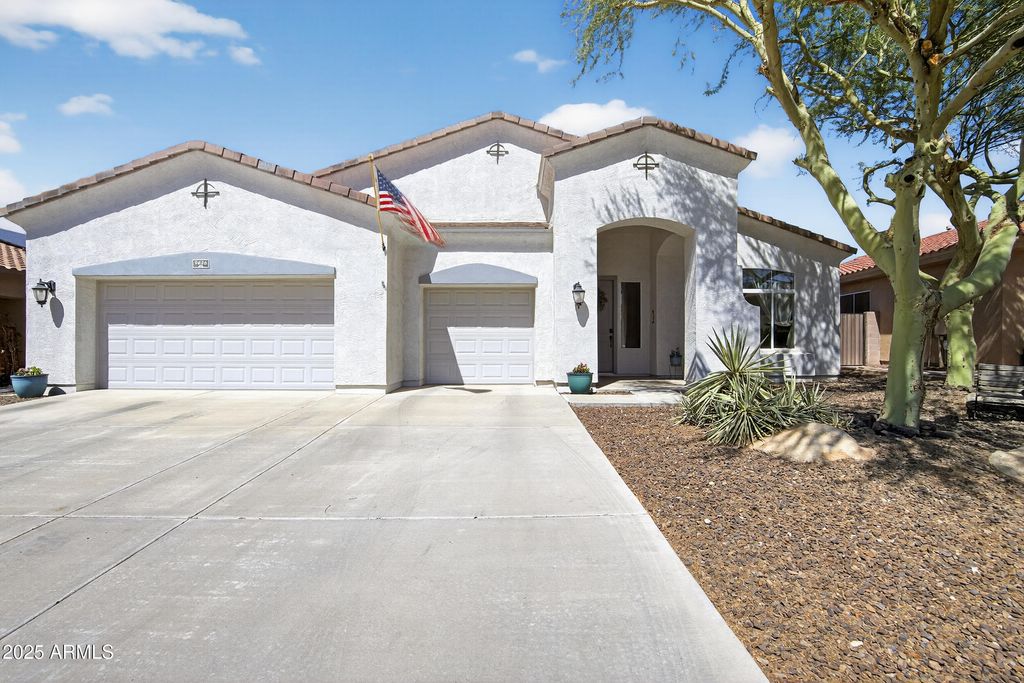 Photo of 9626 W Bajada Road, Peoria, AZ 85383 (MLS # 6921536)