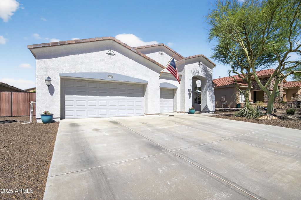 Photo of 9626 W Bajada Road, Peoria, AZ 85383 (MLS # 6921536)