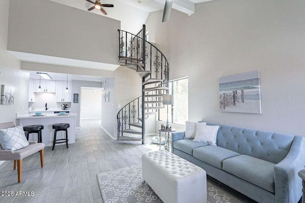 Photo of 4901 S Calle Los Cerros Drive #206, Tempe, AZ 85282 (MLS # 6970541)