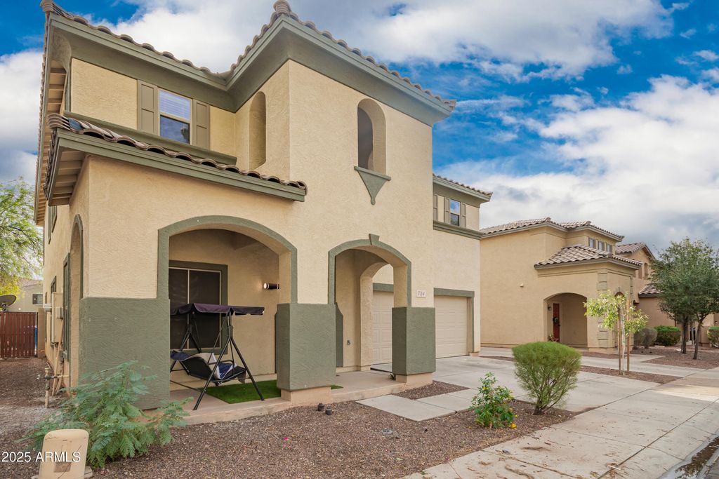 Photo of 734 N 112th Drive, Avondale, AZ 85323 (MLS # 6949771)
