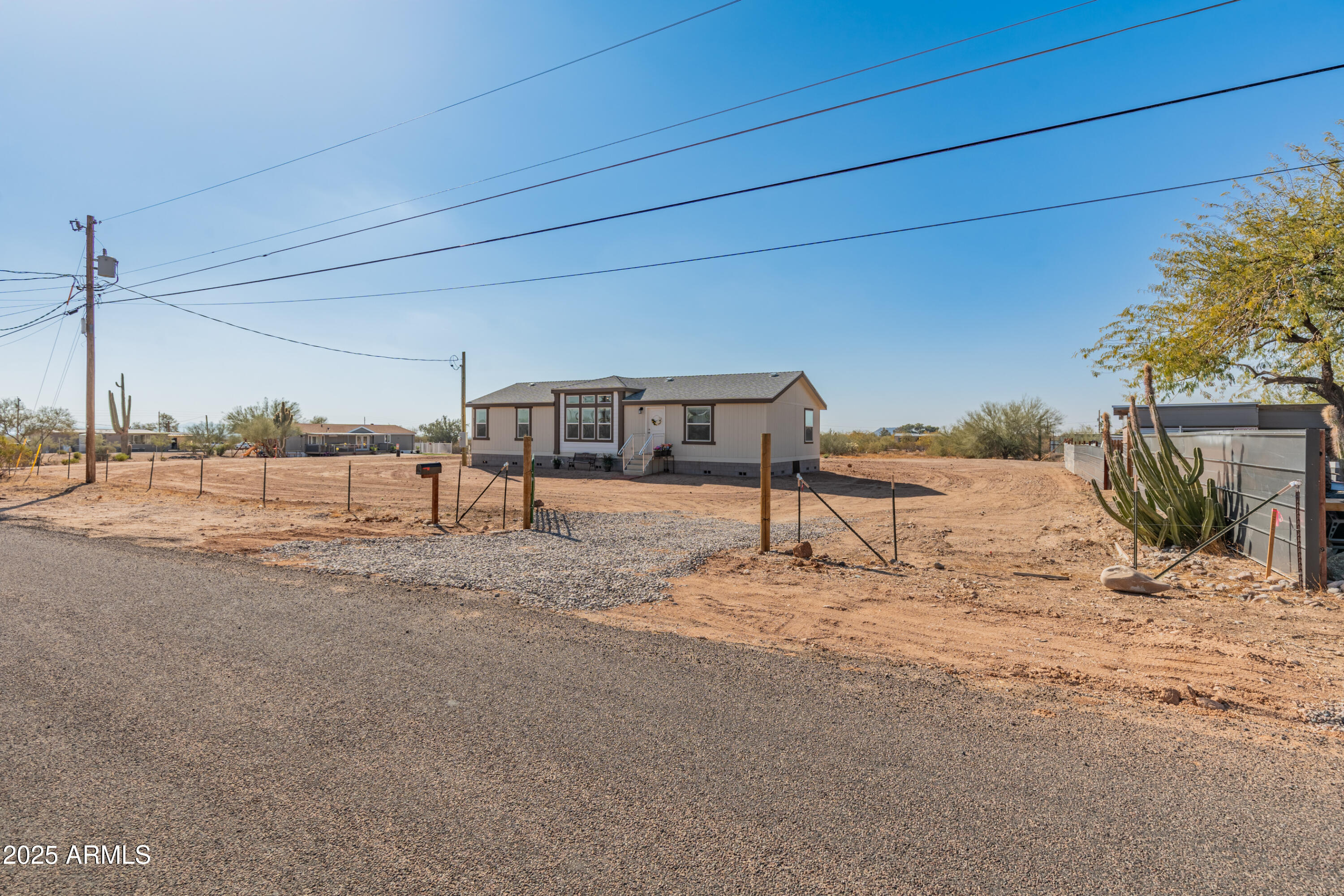 Apache Junction, Arizona 85120, United States, 3 Bedrooms Bedrooms, ,2 BathroomsBathrooms,Residential,Pending,8149