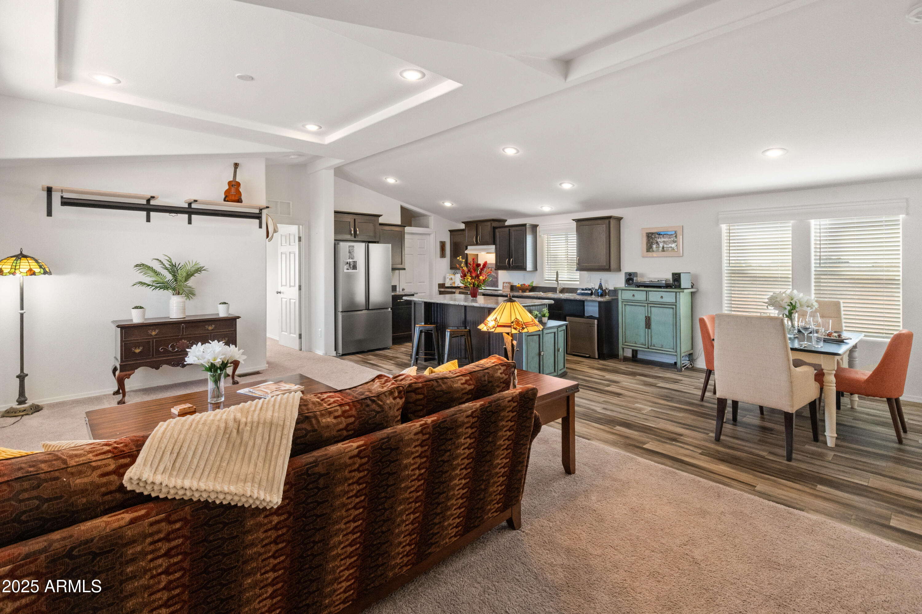 Apache Junction, Arizona 85120, United States, 3 Bedrooms Bedrooms, ,2 BathroomsBathrooms,Residential,Pending,8149