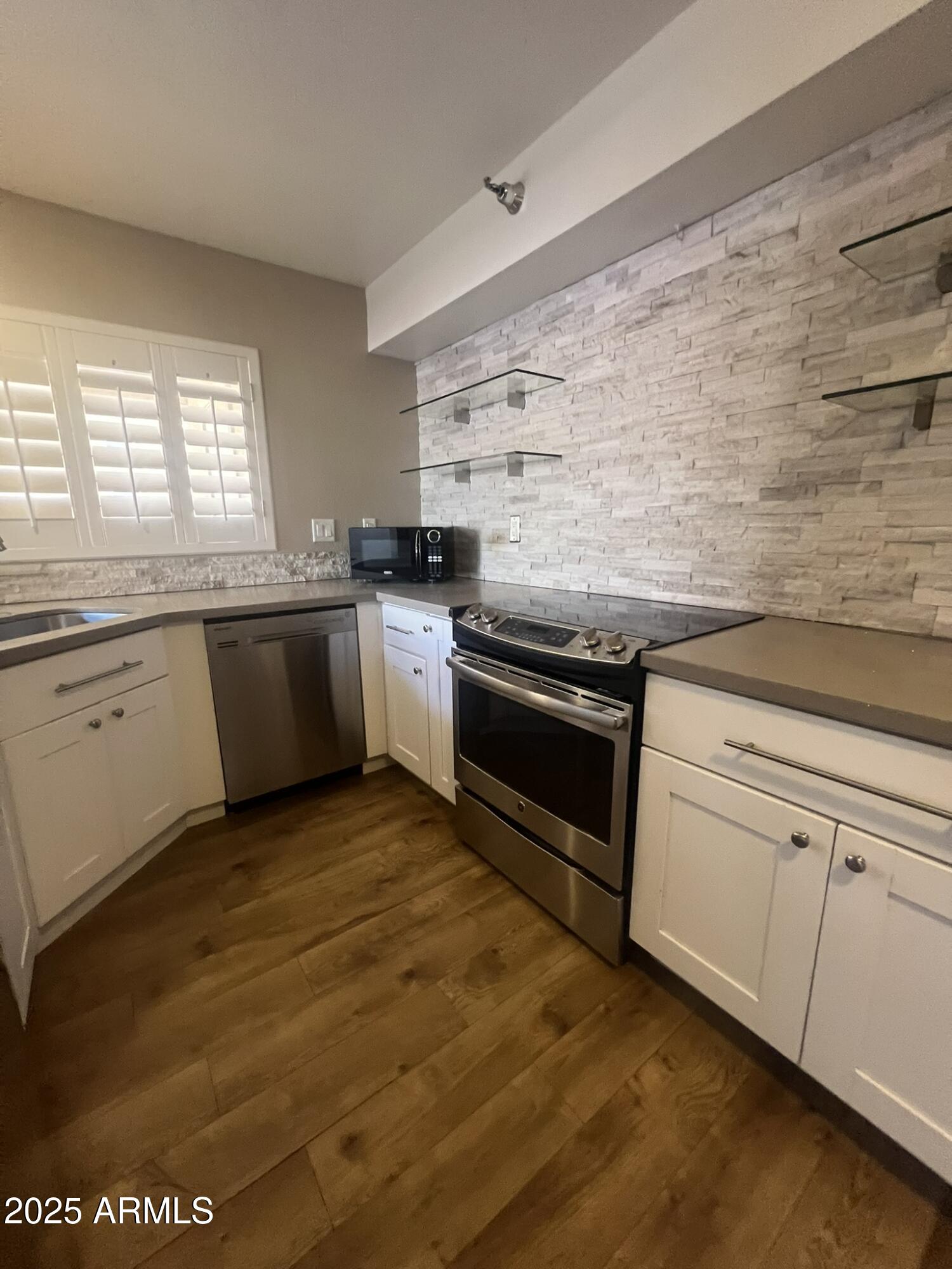 154 W 5TH Street 248