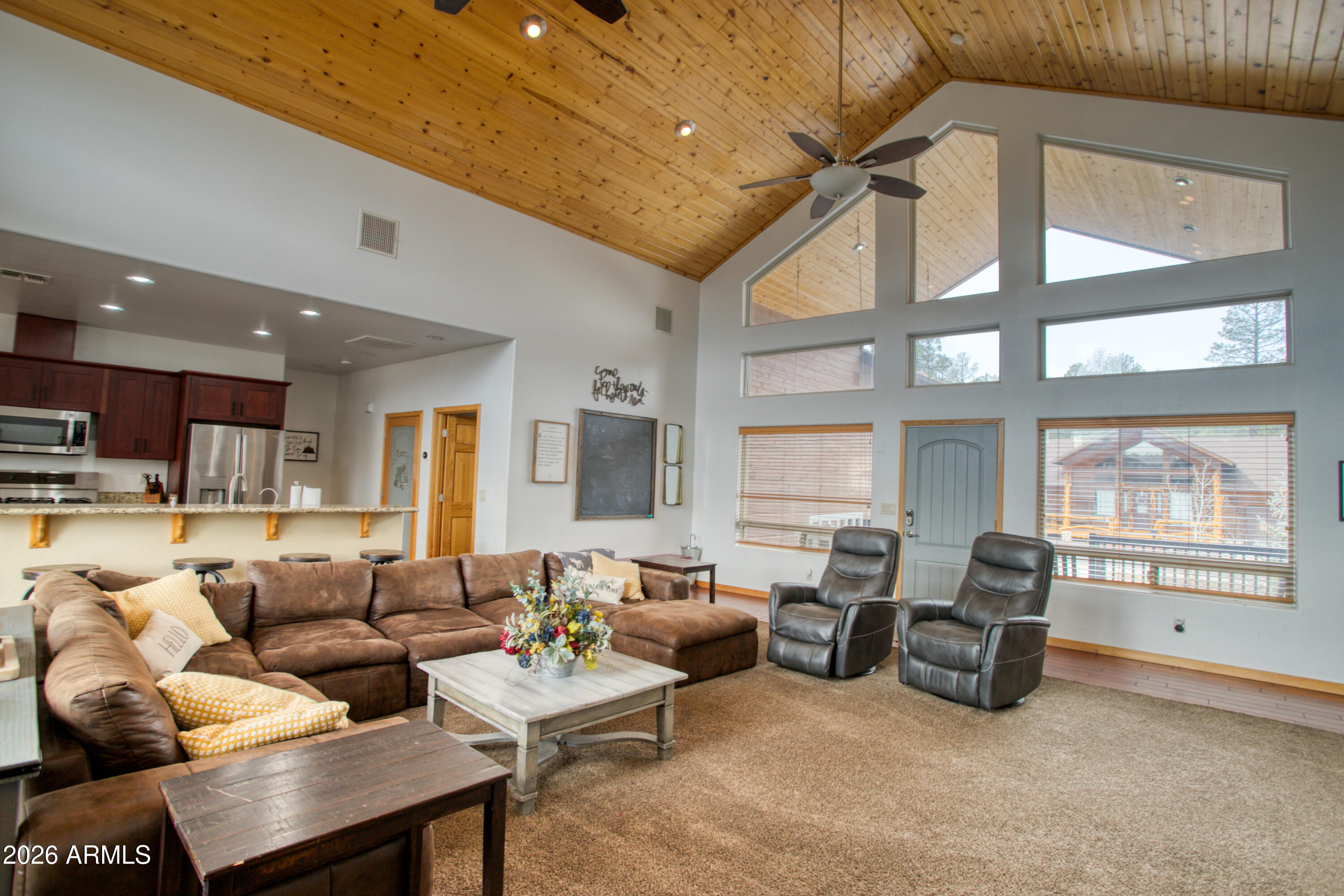 WOODLAND HILLS - Residential