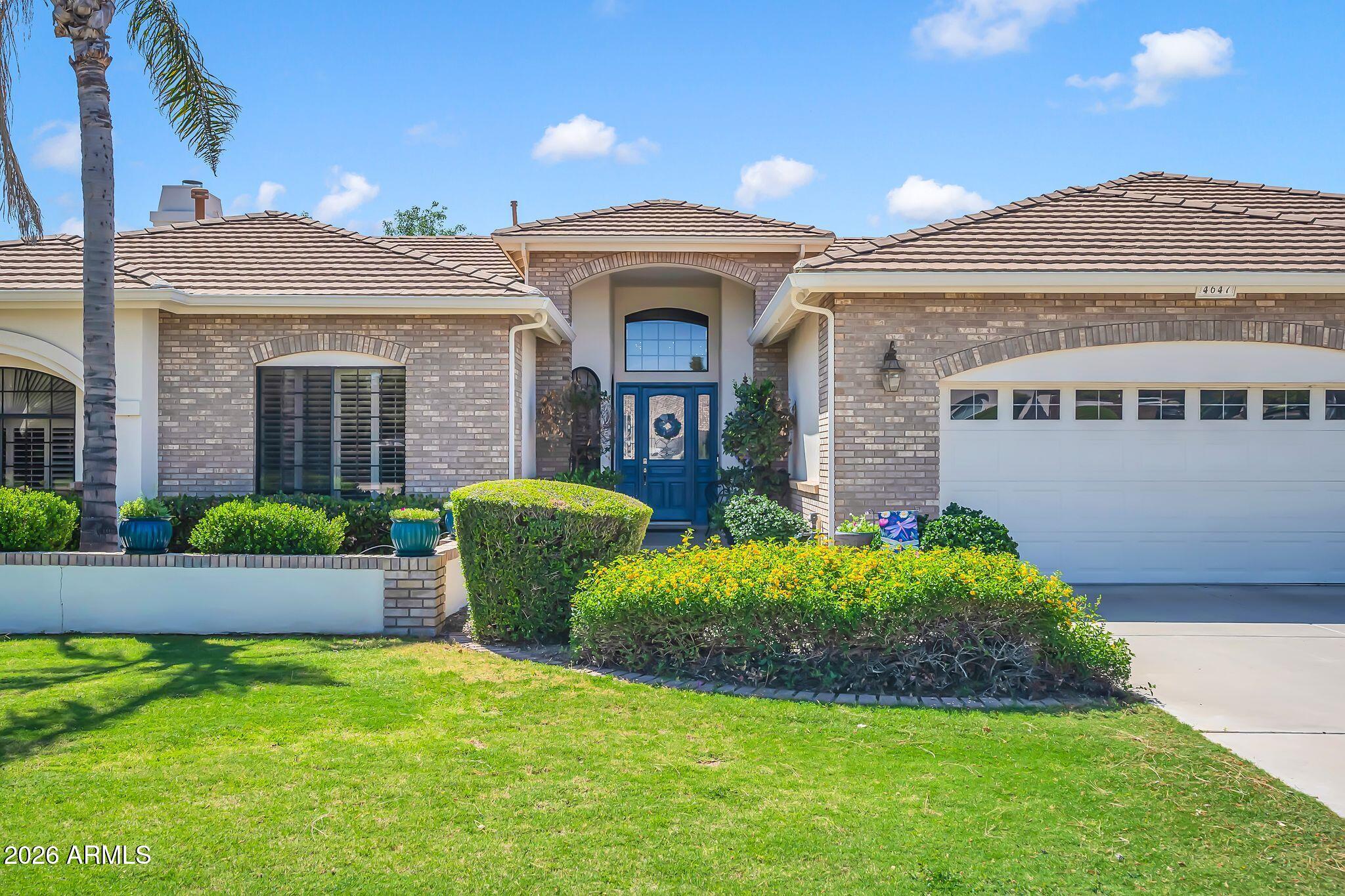 4647 E GARNET Circle