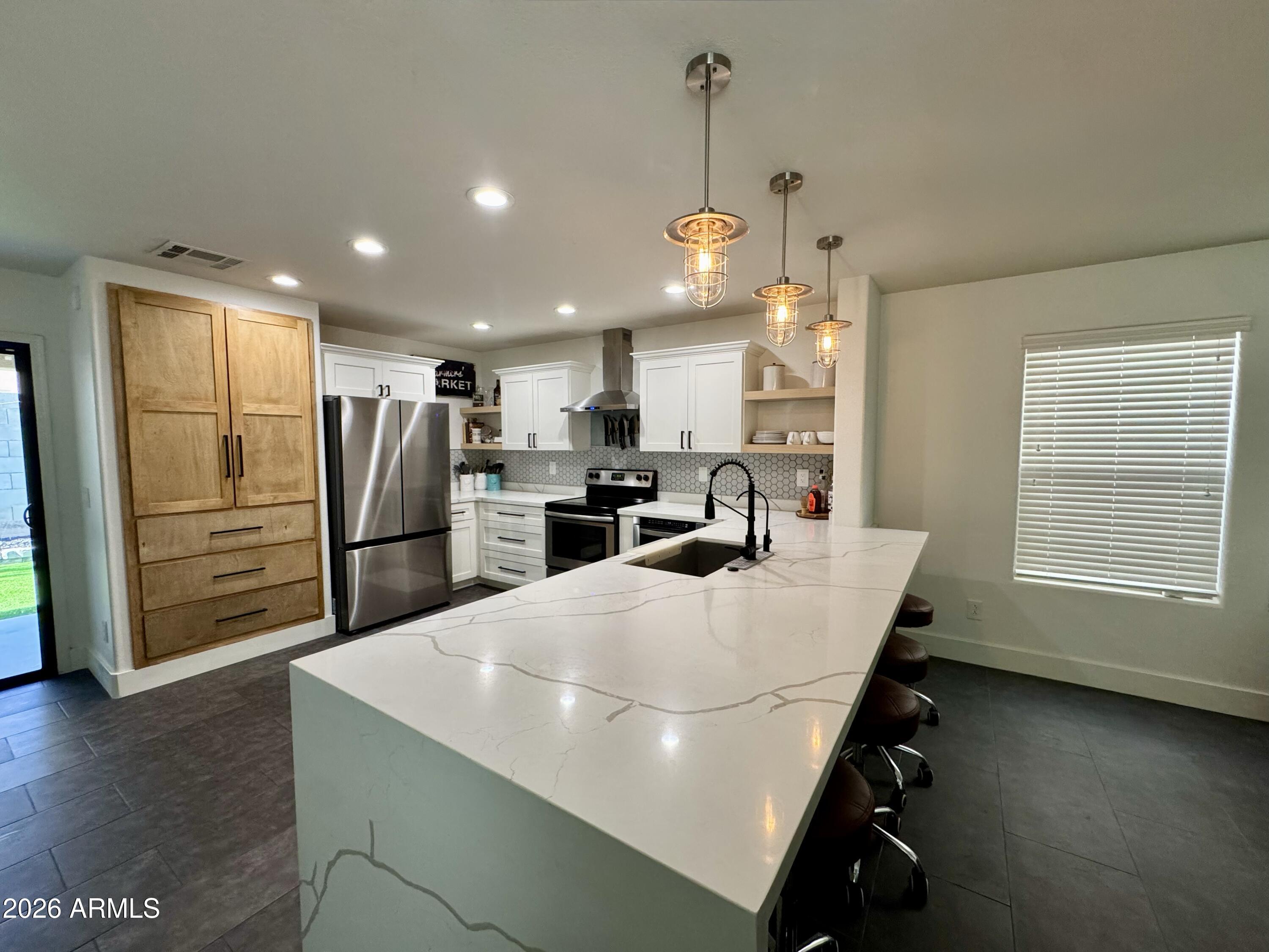 18546 W LEGEND Drive