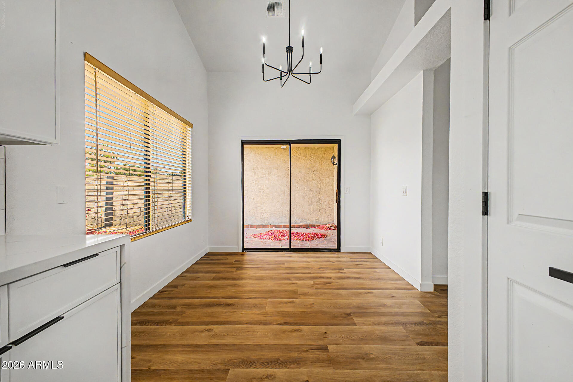 921 S VAL VISTA Drive 60