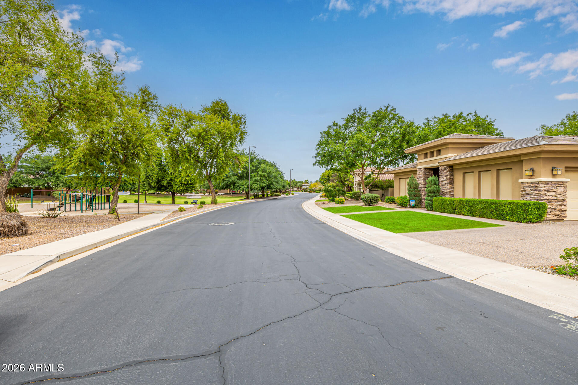 5205 S SANDSTONE Place