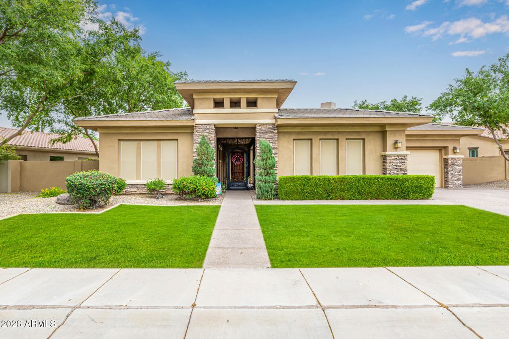 Photo of 5205 S Sandstone Place, Chandler, AZ 85249 (MLS # 7011504)