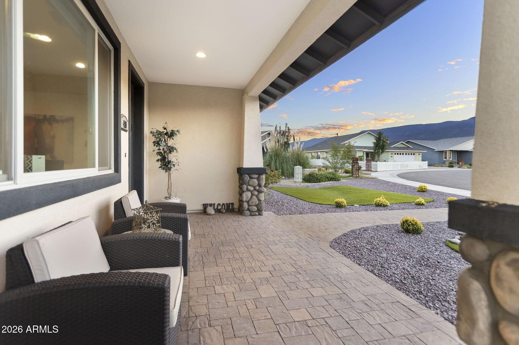489 KINDRA HEIGHTS Road