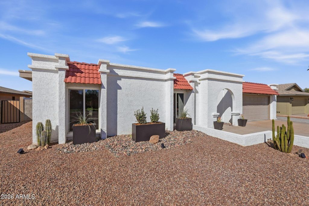Photo of 1870 E Tulane Drive, Tempe, AZ 85283 (MLS # 6997758)