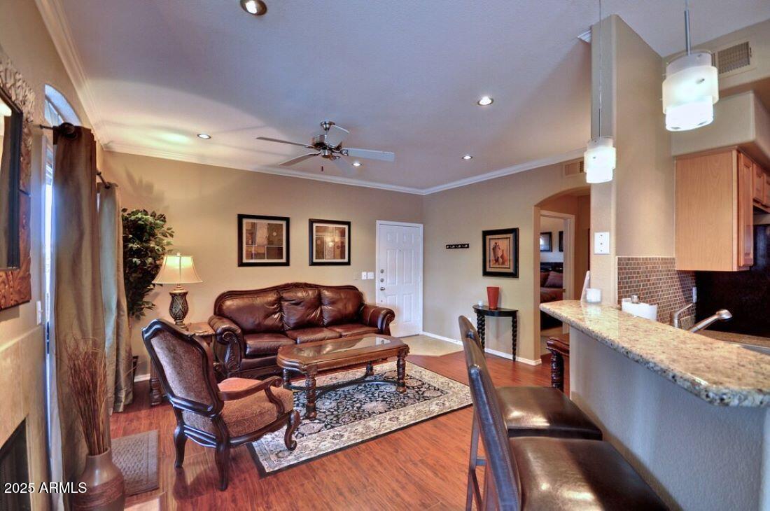 5335 E SHEA Boulevard 1120