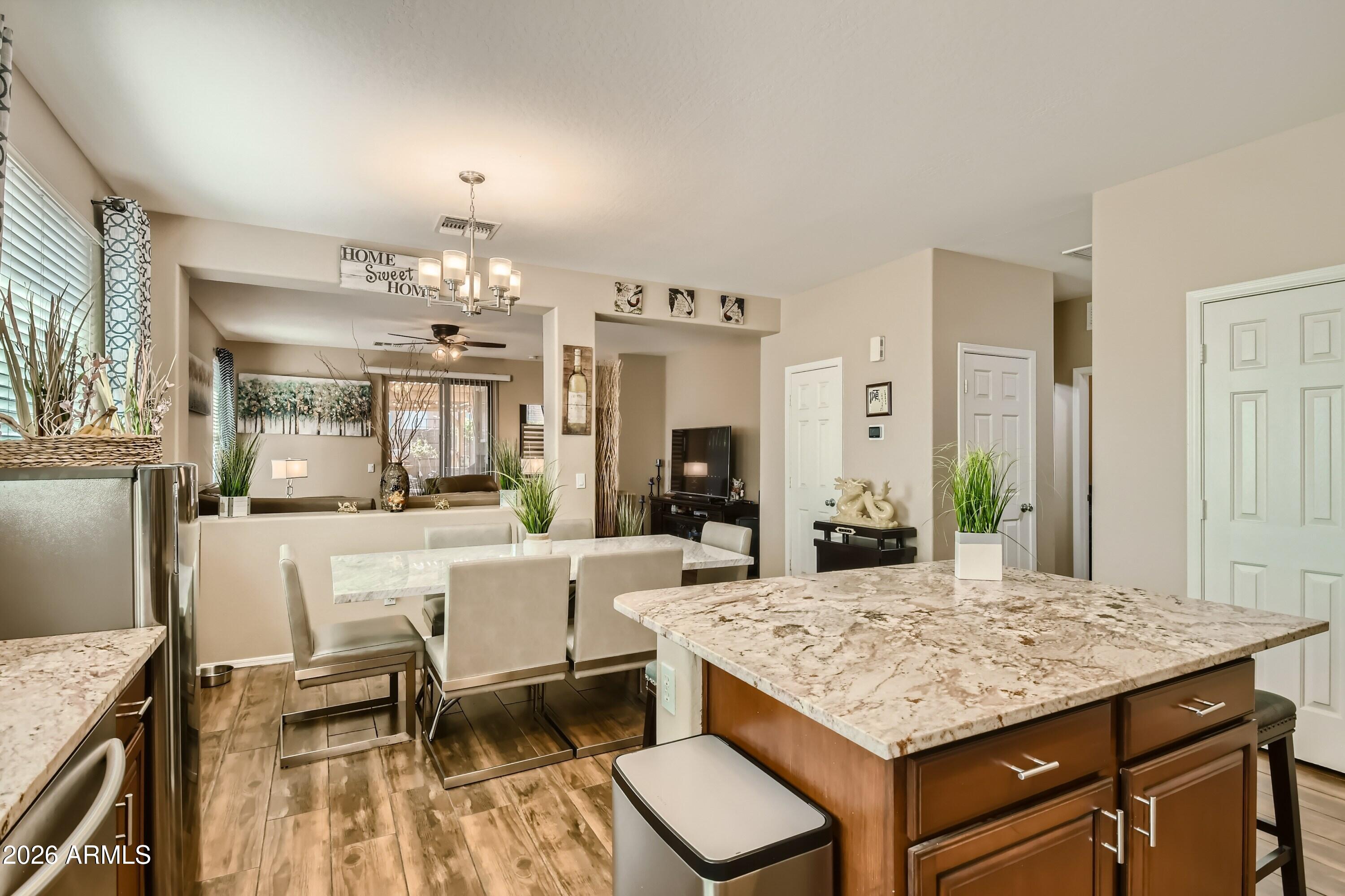 3439 W SAINT ANNE Avenue