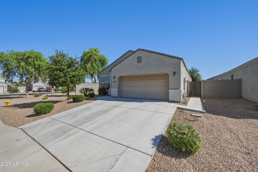 Photo of 4071 W White Canyon Road, San Tan Valley, AZ 85144 (MLS # 7011839)