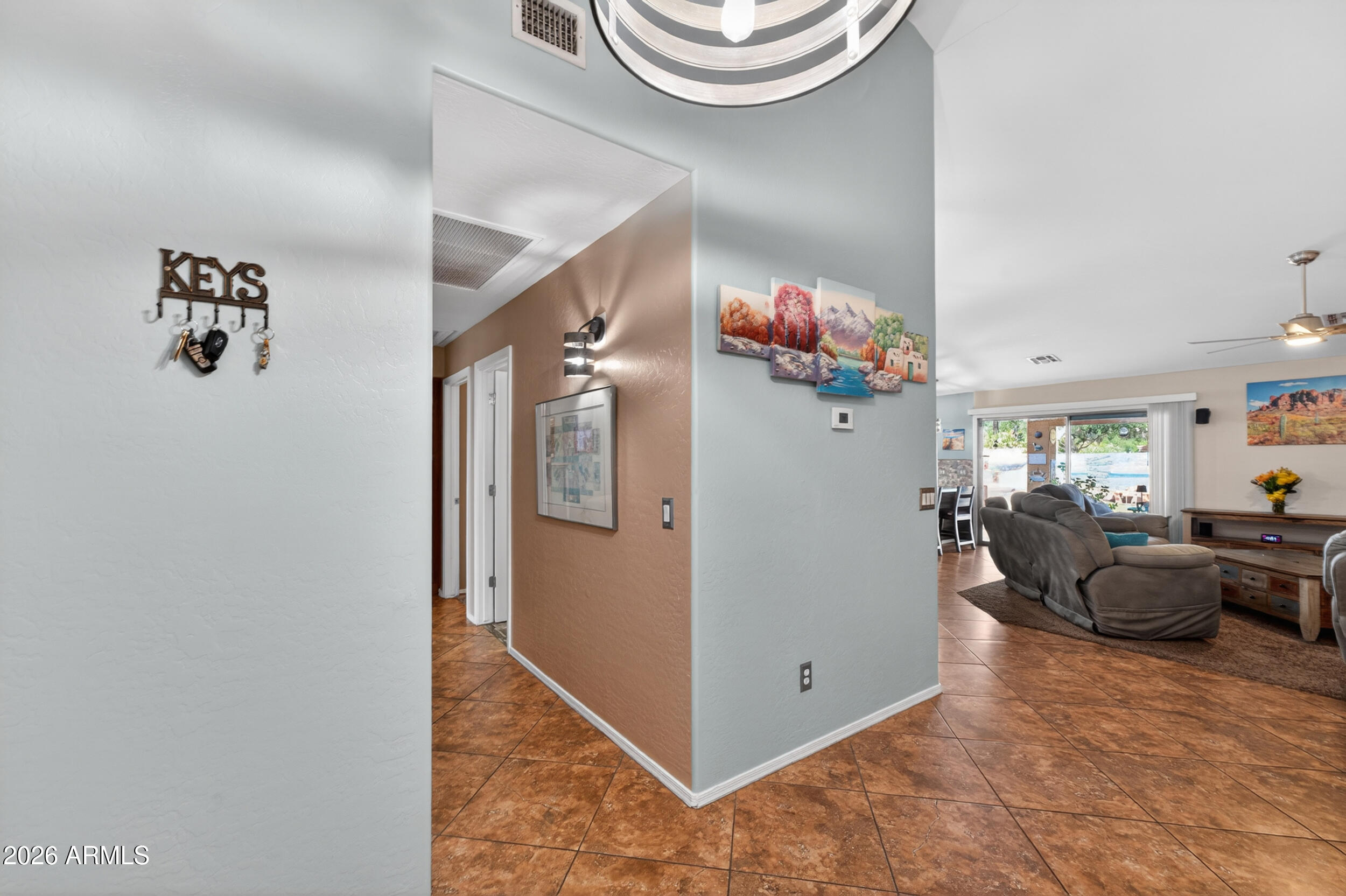 653 S ESMERALDA --