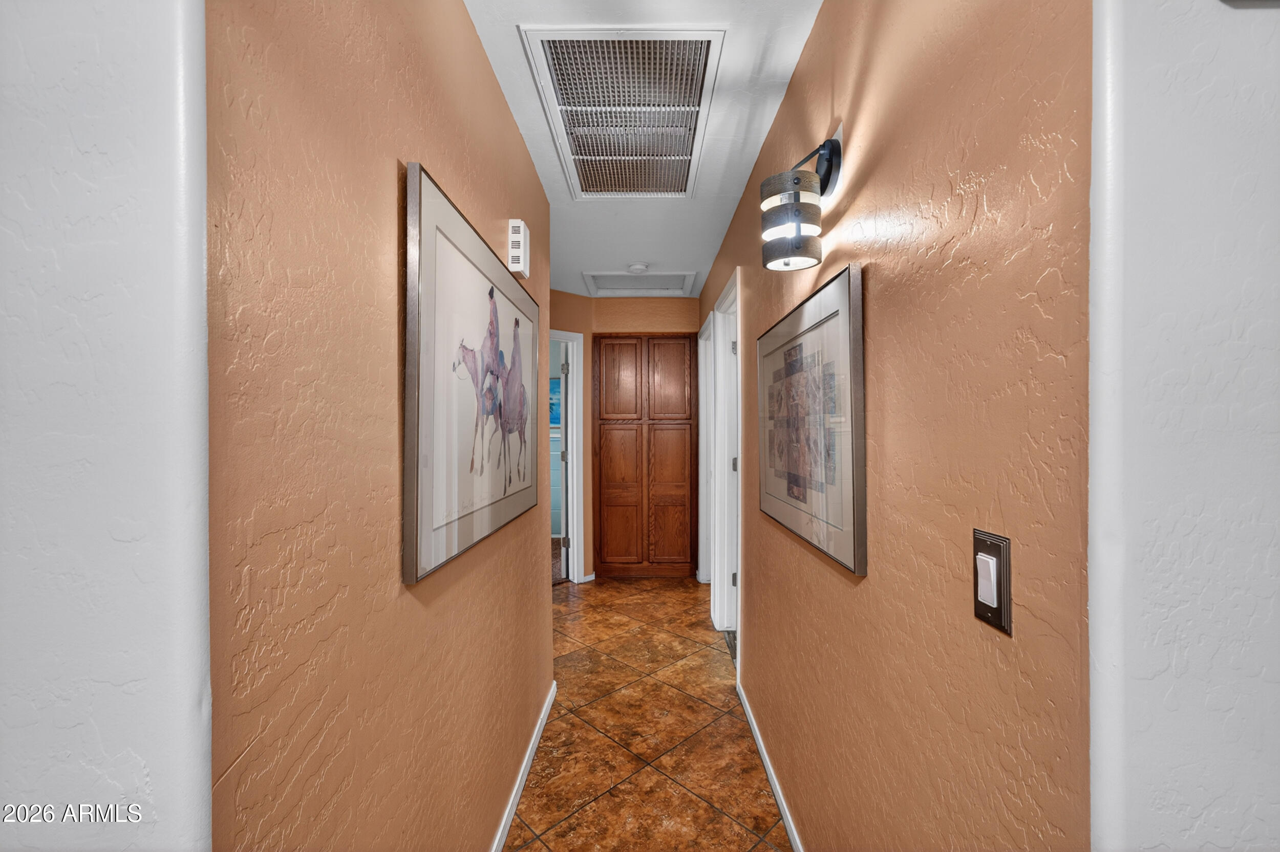 653 S ESMERALDA --